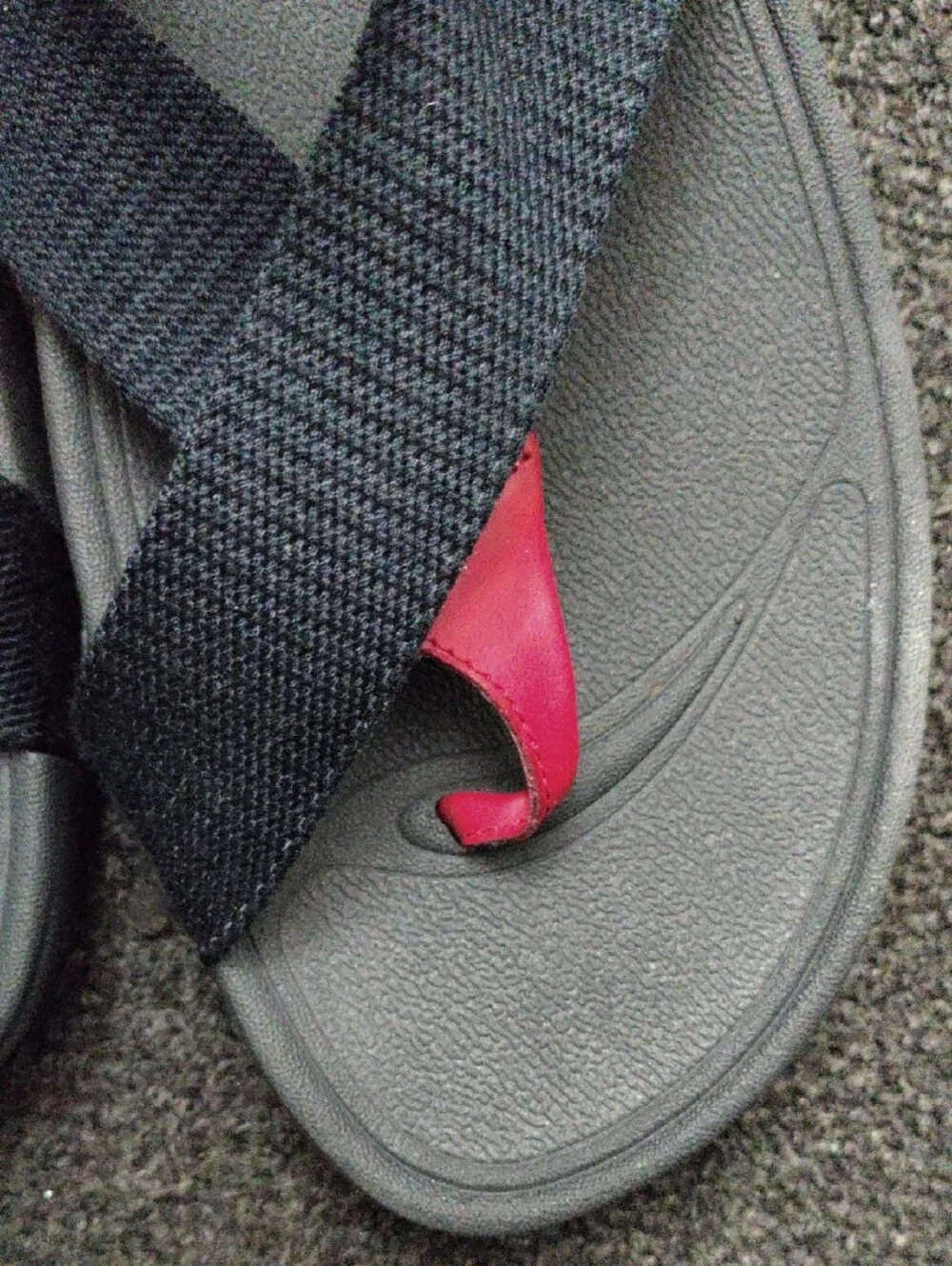 Fitflop Men’s Black Sandals with Red Toe Accent